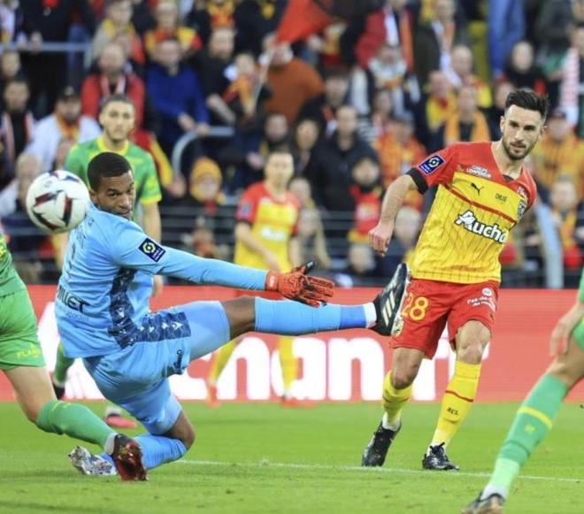 博彩关于阿森纳清晨造点机会，志在法国杯名次提升，悬念犹存，更衣室氛围转暖的信息